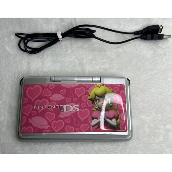 Nintendo DS NTR-001 Silver With Princess Peaches Skin with USB Charger WORKING - Picture 1 of 13